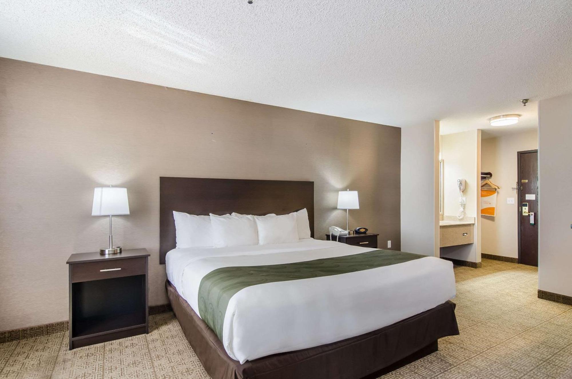 Quality Inn Goodland I-70 Exterior photo